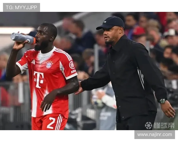 拜仁与于帕续约僵局：签字费分歧致双方难达协议